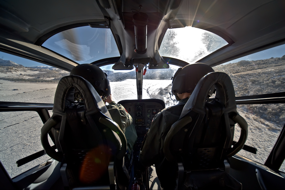 Vista interior de la cabina del EC-120